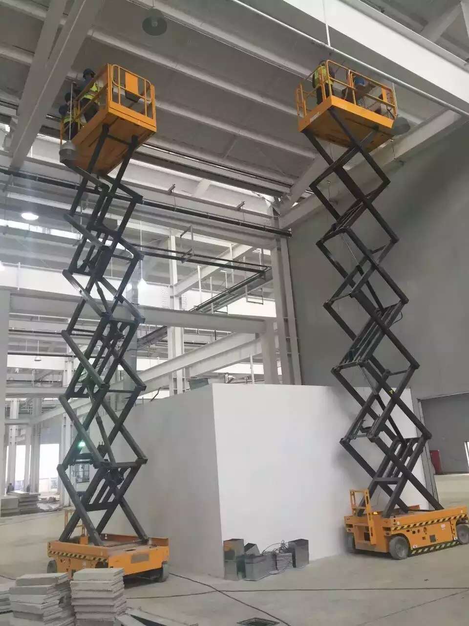 新都區(qū)哪里有升降機(jī)廠家